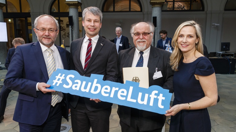 v.l.n.r.: Volkmar Klein, Stefen Bilger, Uwe Siemann, und Christiane Stein